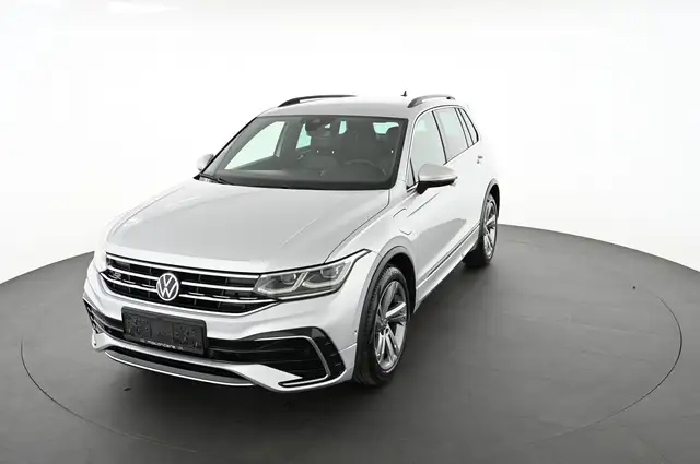 Volkswagen Tiguan view 11