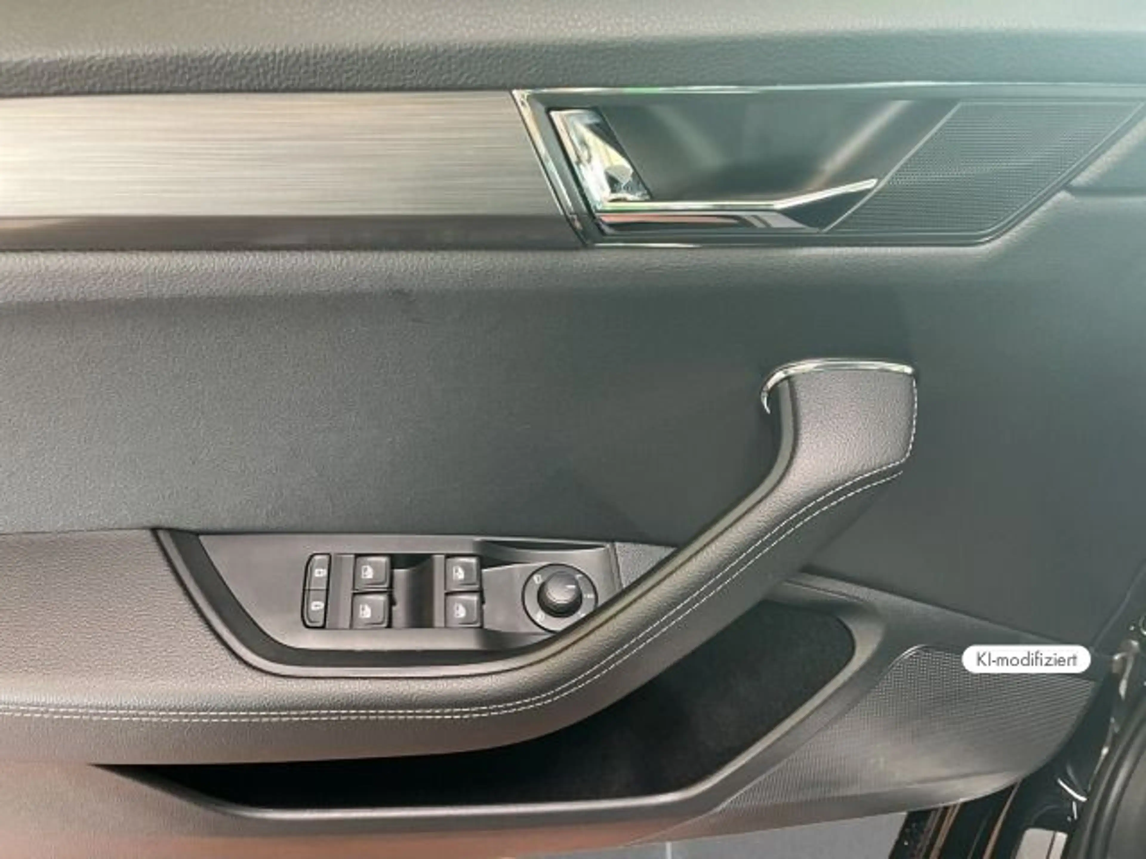 Skoda Superb Combi TDI DSG STYLE *Navi*ACC*Kamera*Park — photo 13