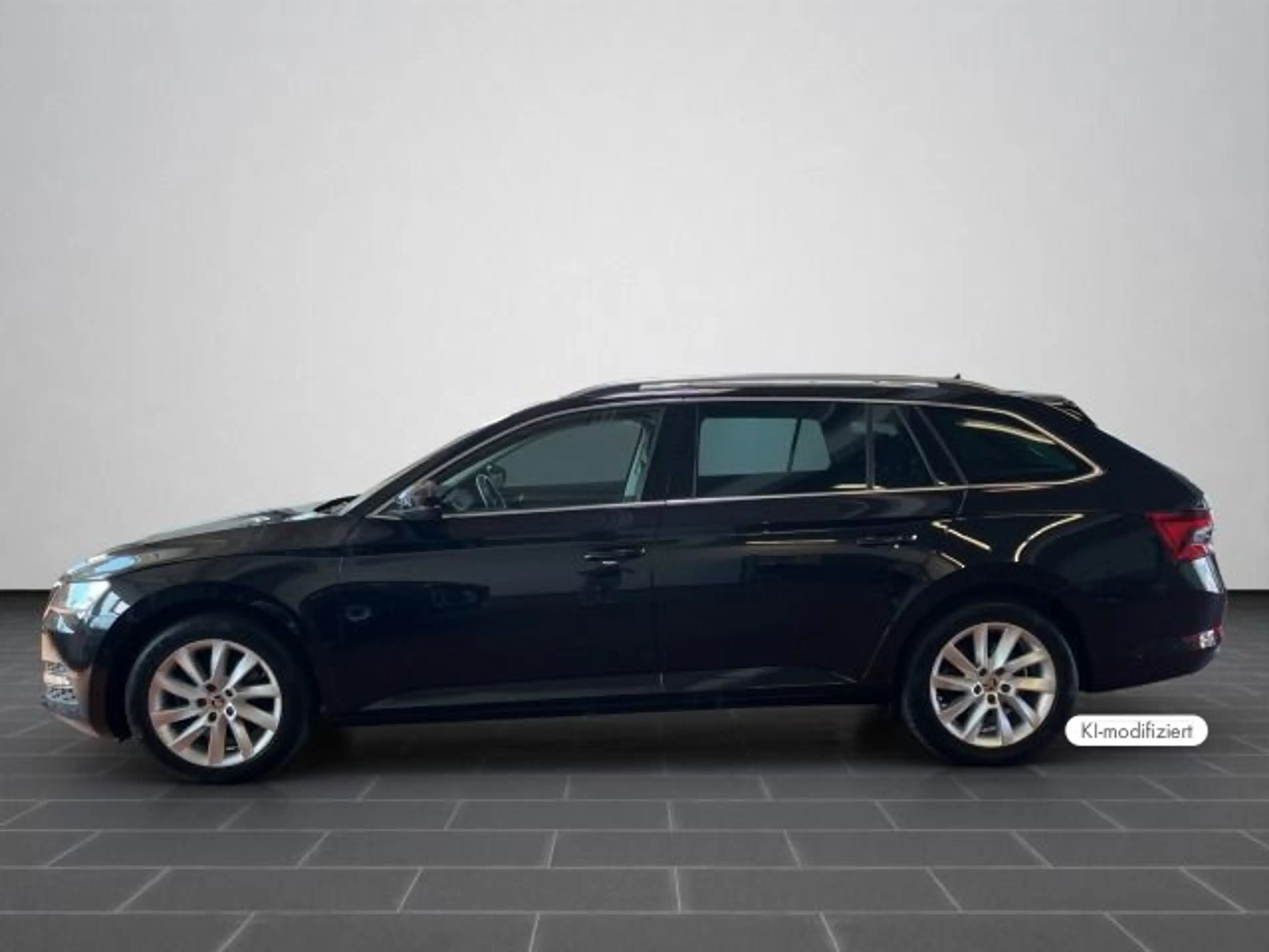 Skoda Superb Combi TDI DSG STYLE *Navi*ACC*Kamera*Park — photo 7