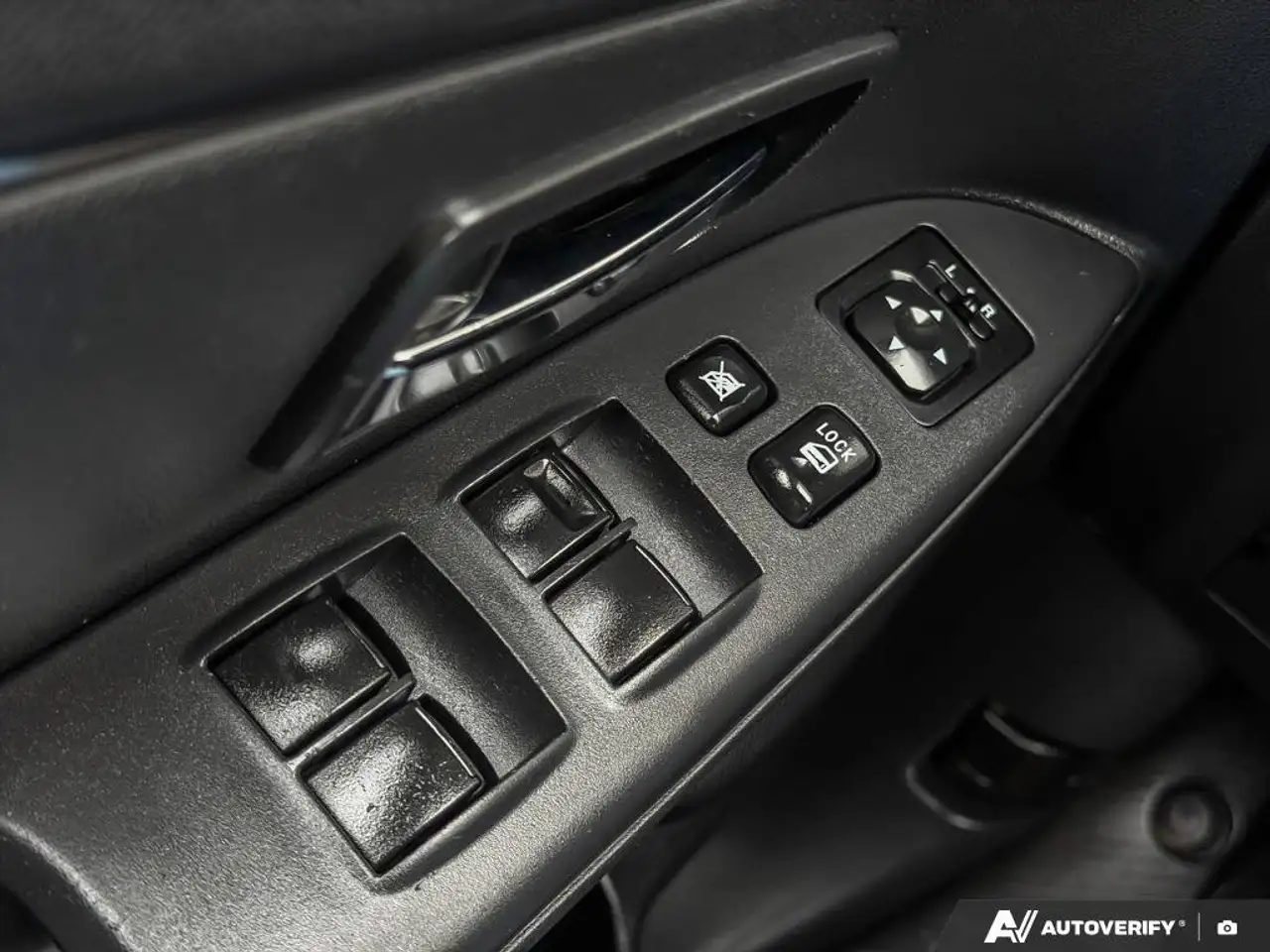 Mitsubishi RVR снимка Mitsubishi RVR