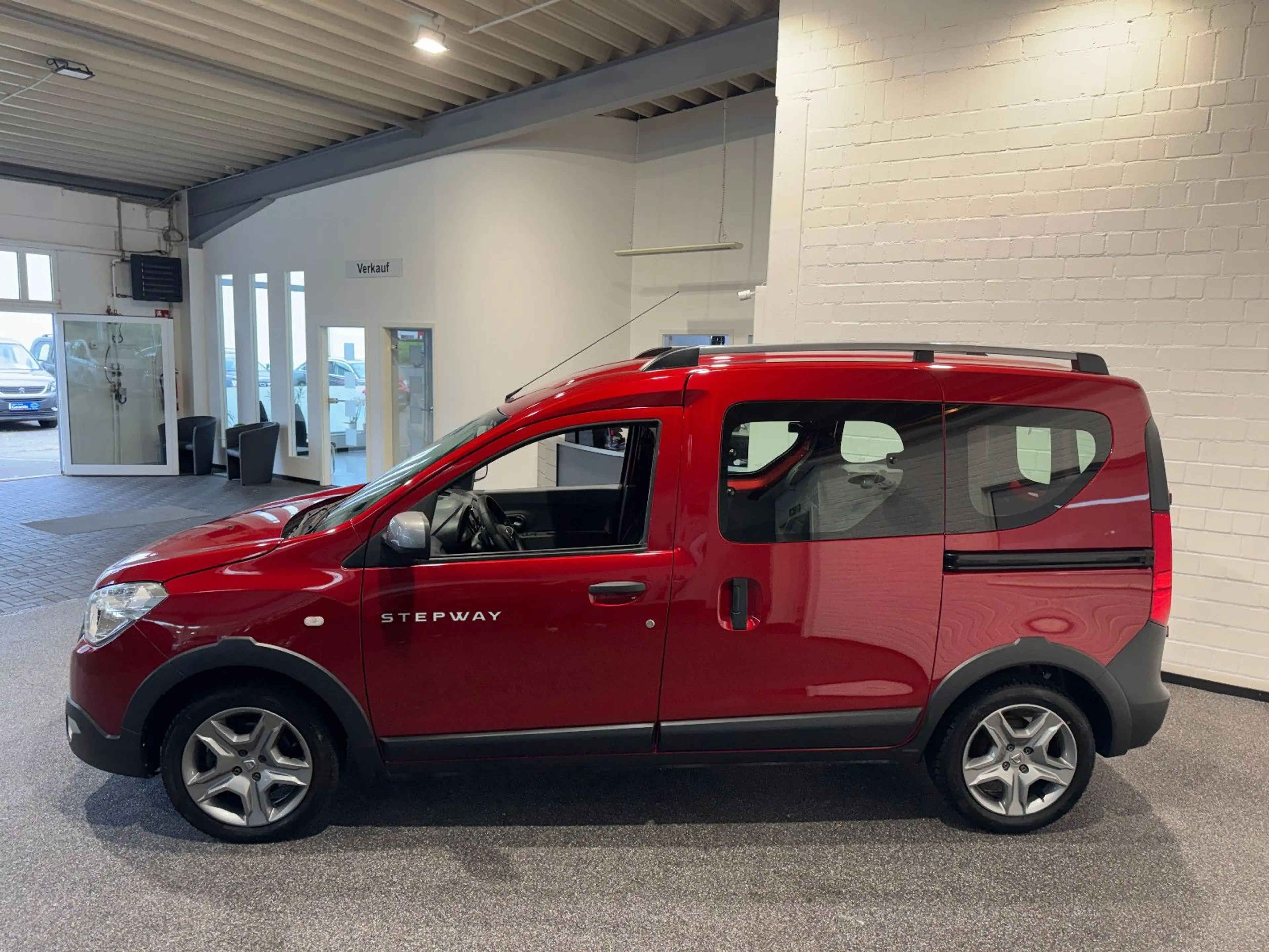 Dacia Dokker Stepway NAVI+CAM KLIMA ALLWETTERRÄDER — photo 4