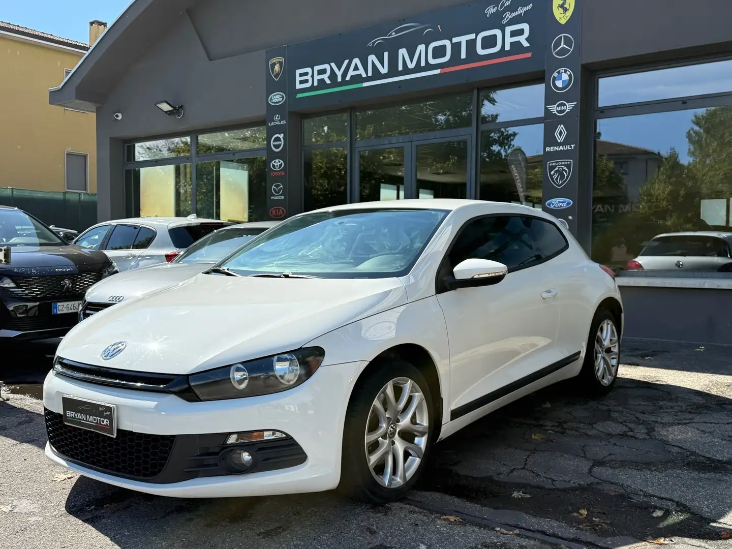 Volkswagen Scirocco Scirocco 1.4 TSI 160CV DSG Weiß - 1