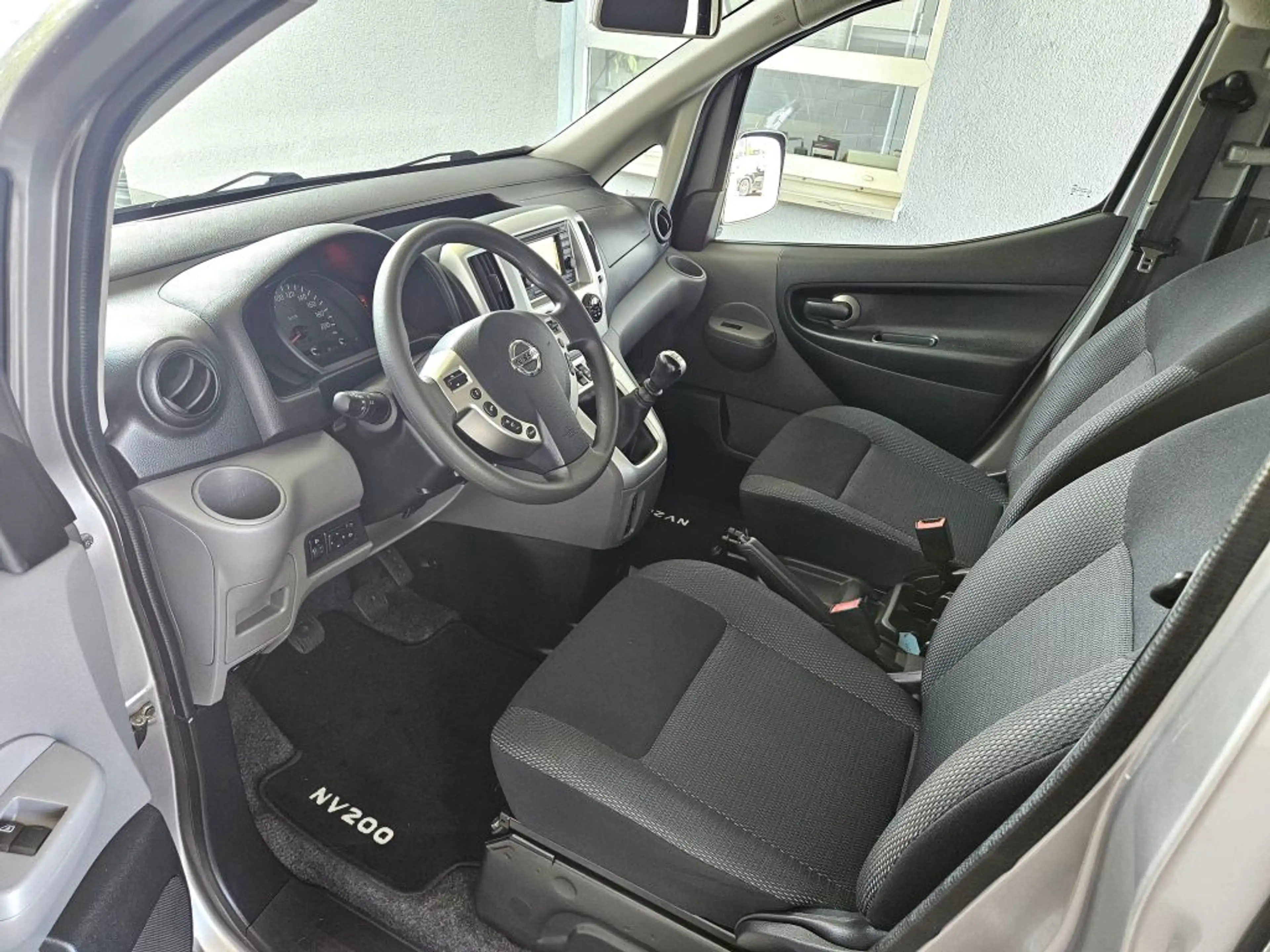 Nissan NV200 Evalia 1.5 Tekna — photo 5