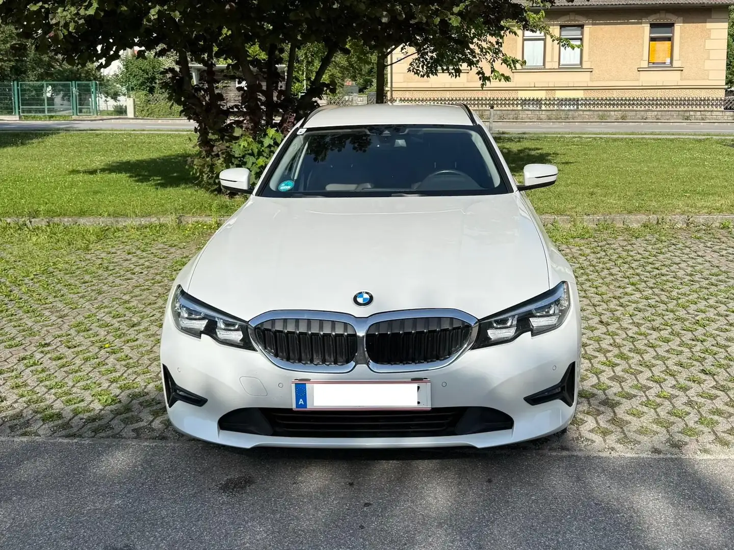 BMW 318 318d 48 V Touring Aut. Weiß - 2