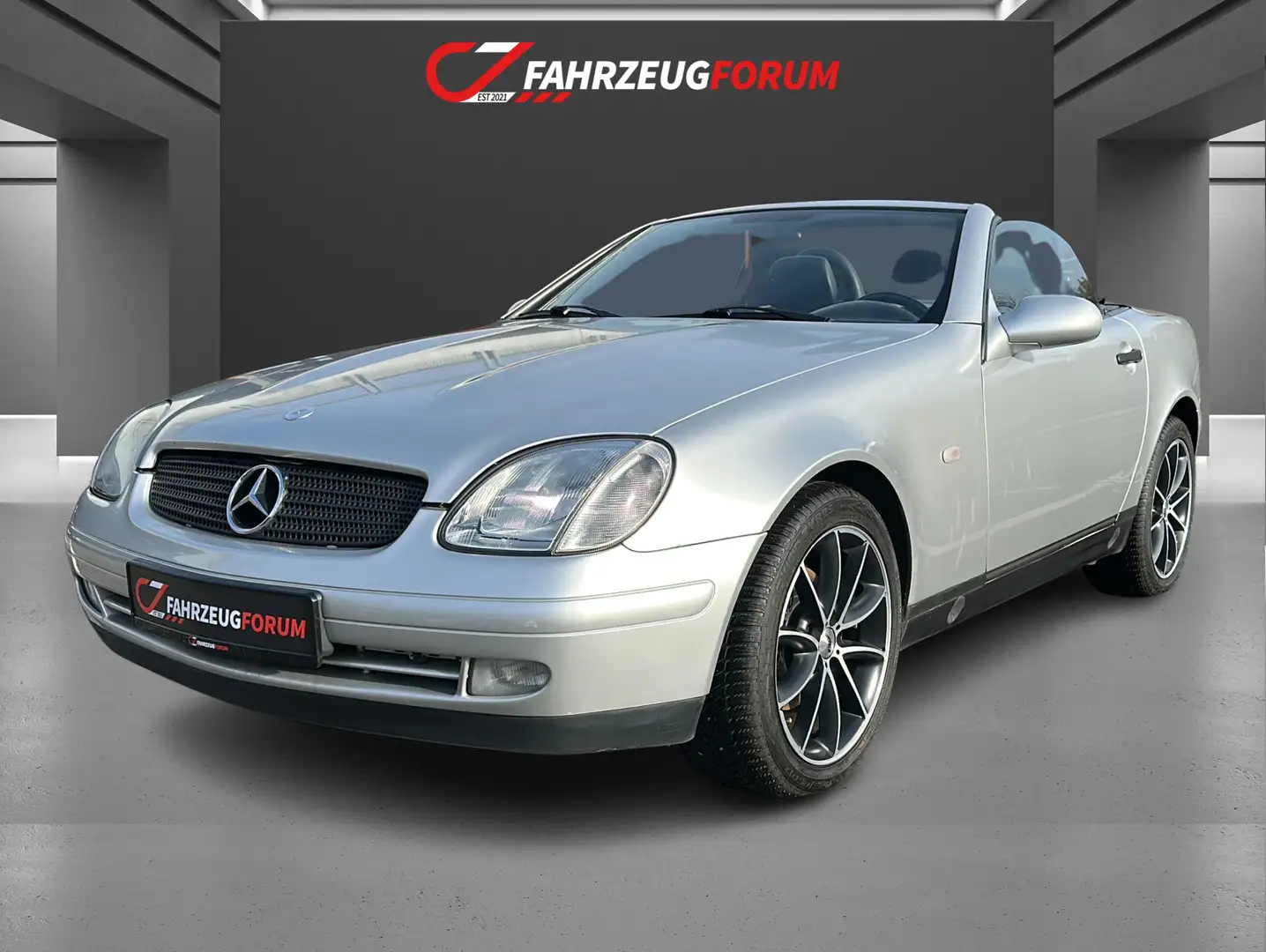 Mercedes-Benz SLK 200 Cabrio *Leder*Brabus Abgasanalge Silber - 2