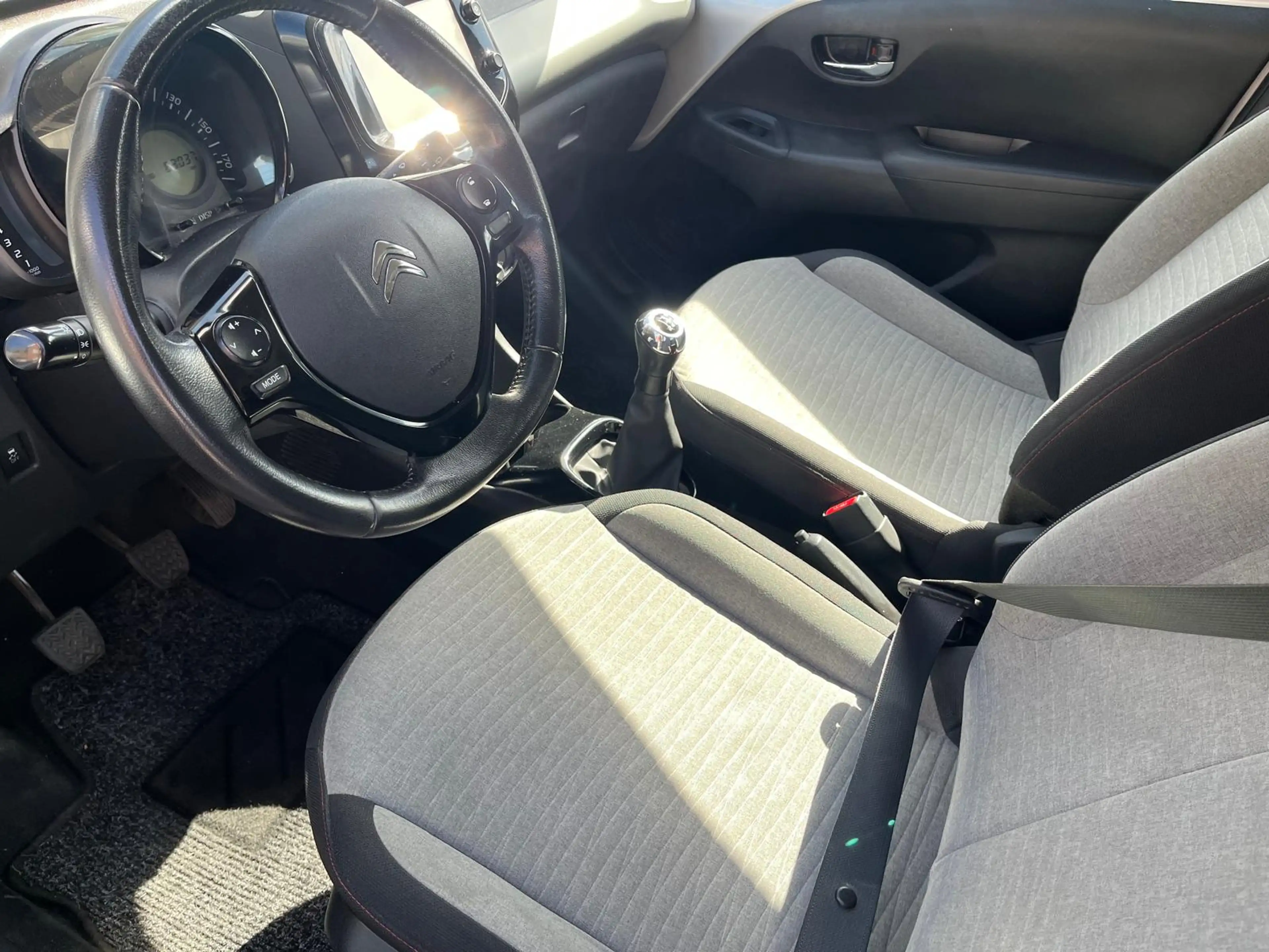 Citroen C1 1.2 VTI 5-drs. Shine Camera Navigatie — photo 2