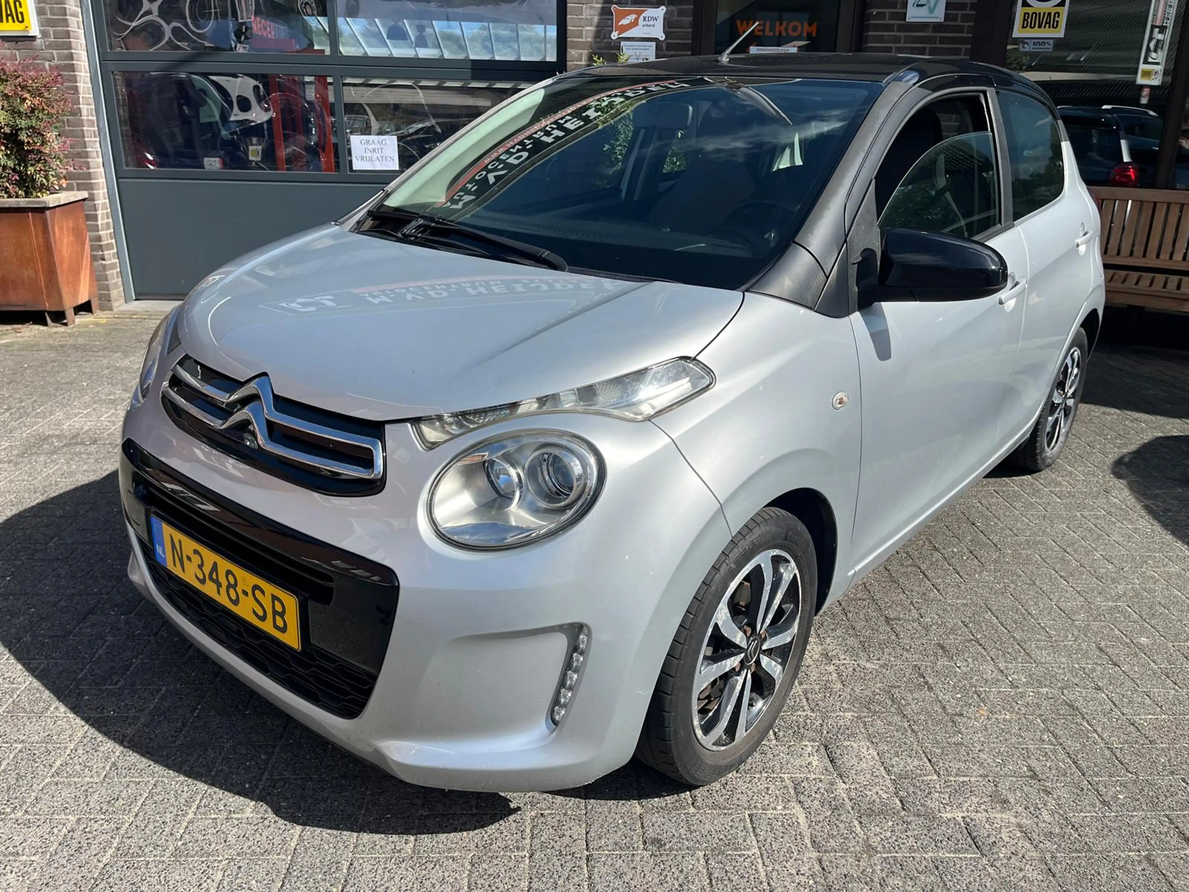 Citroen C1 1.2 VTI 5-drs. Shine Camera Navigatie