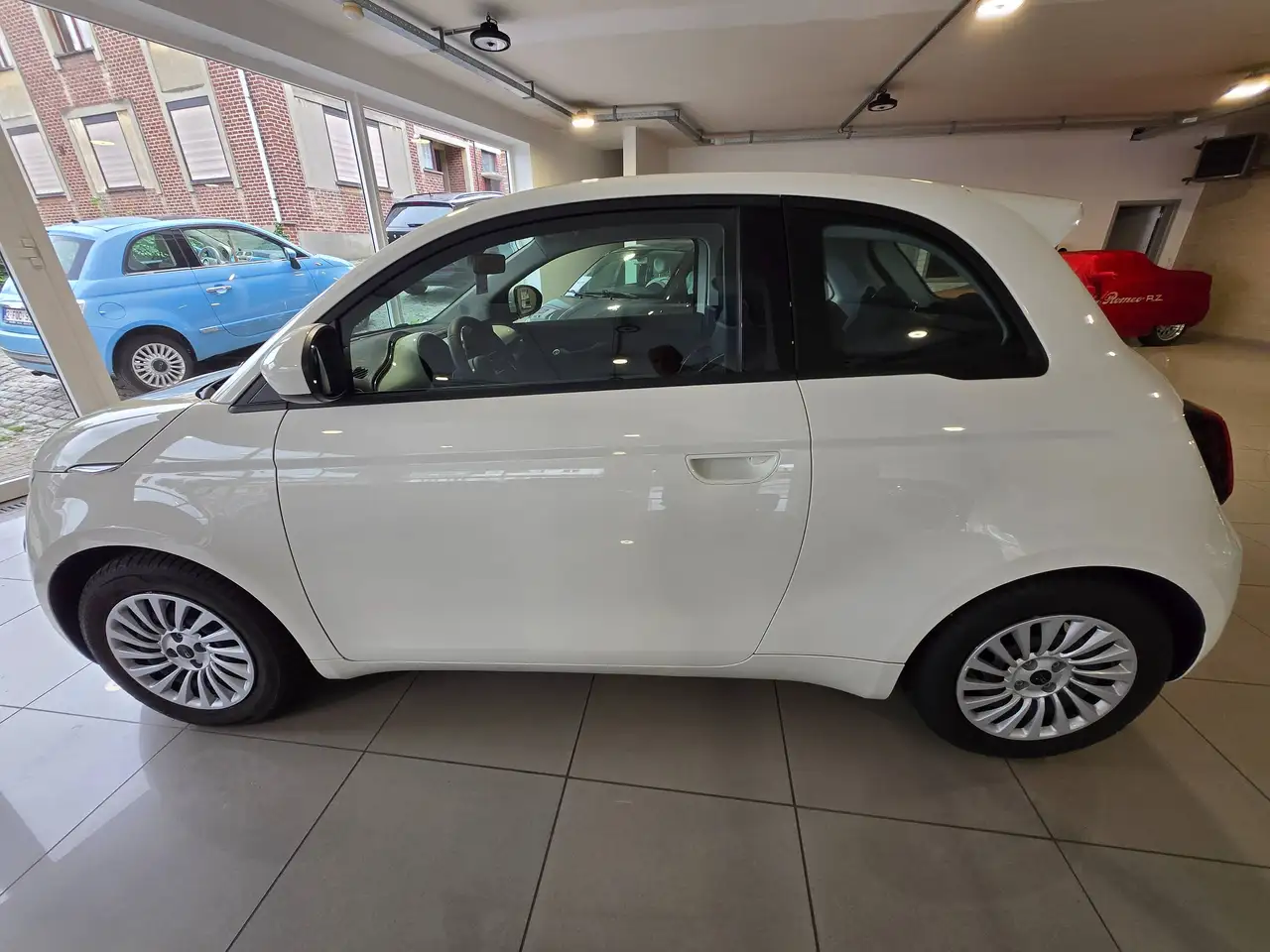 Fiat 500 E Icon 42 KW / 118 CH ELECTRIQUE GROSSE BATTERIE, миниатюра 6
