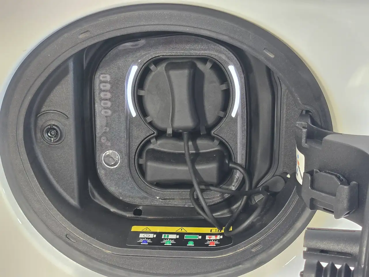 Fiat 500 E Icon 42 KW / 118 CH ELECTRIQUE GROSSE BATTERIE, миниатюра 14