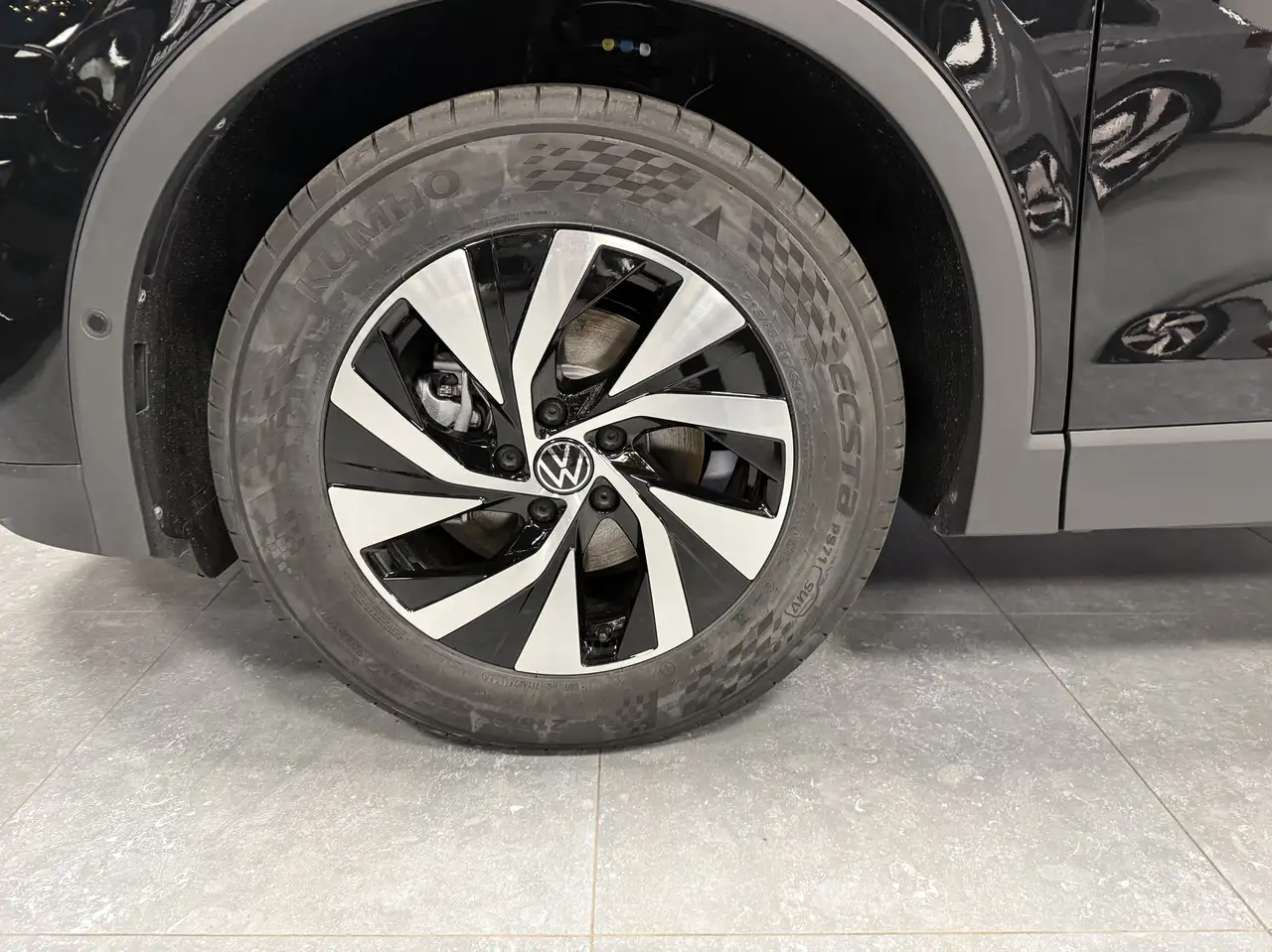 Volkswagen Tiguan Tiguan 1.5 eTSI DSG Life plus * 0 km ! * NEW 15