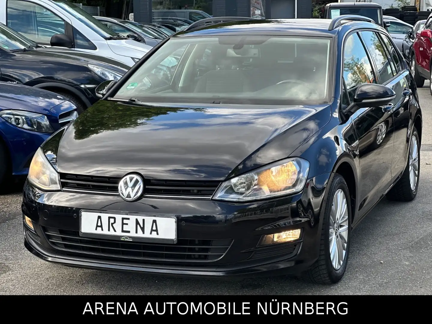 Volkswagen Golf VII Variant 1.6 TDI Cup*Navi*Ahk*Pdc*Alu Schwarz - 1