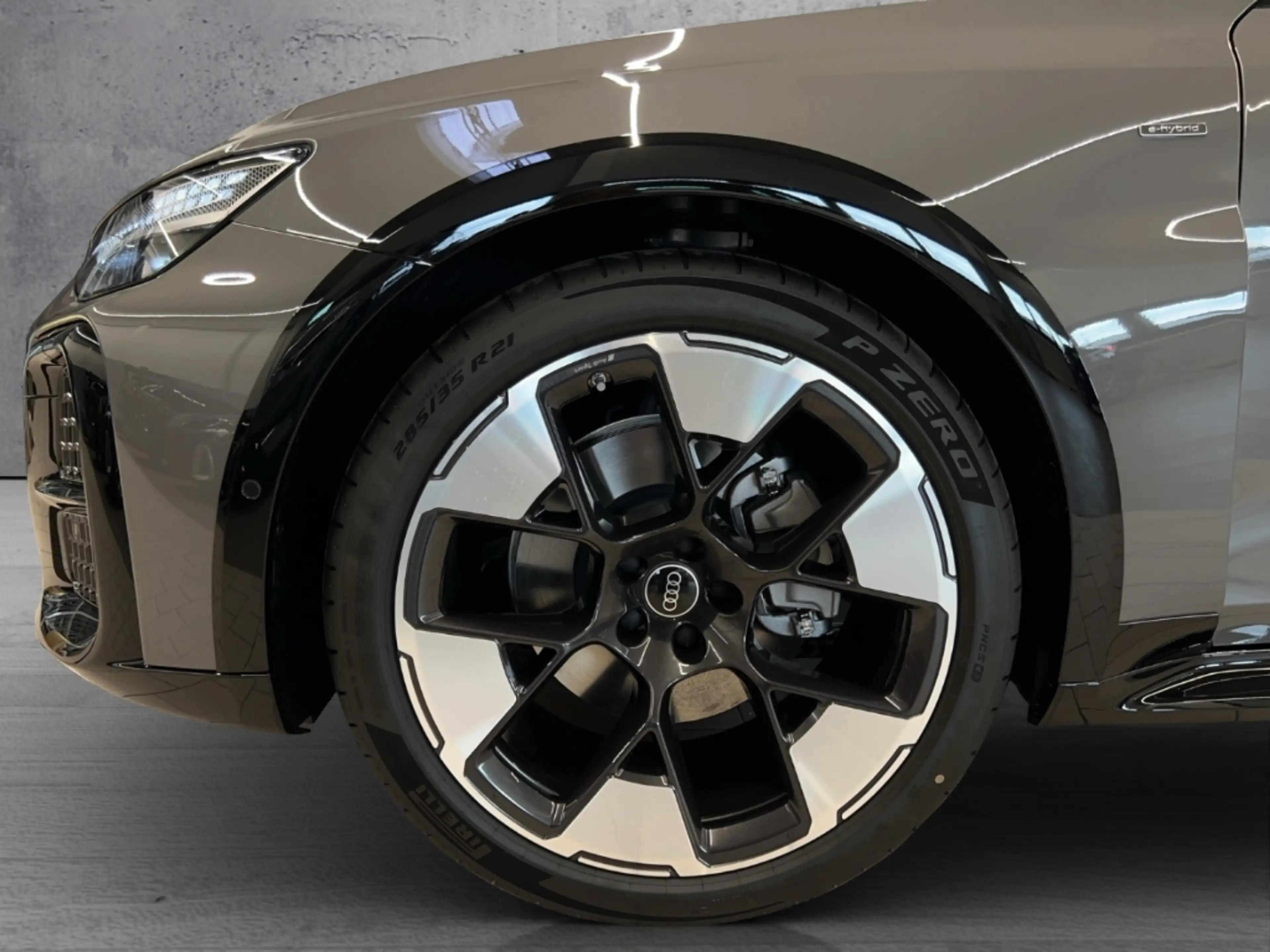 Audi A6 allroad e-hybrid qu.  exclusive ! TECHPRO MATRIX AHK PANO — photo 4