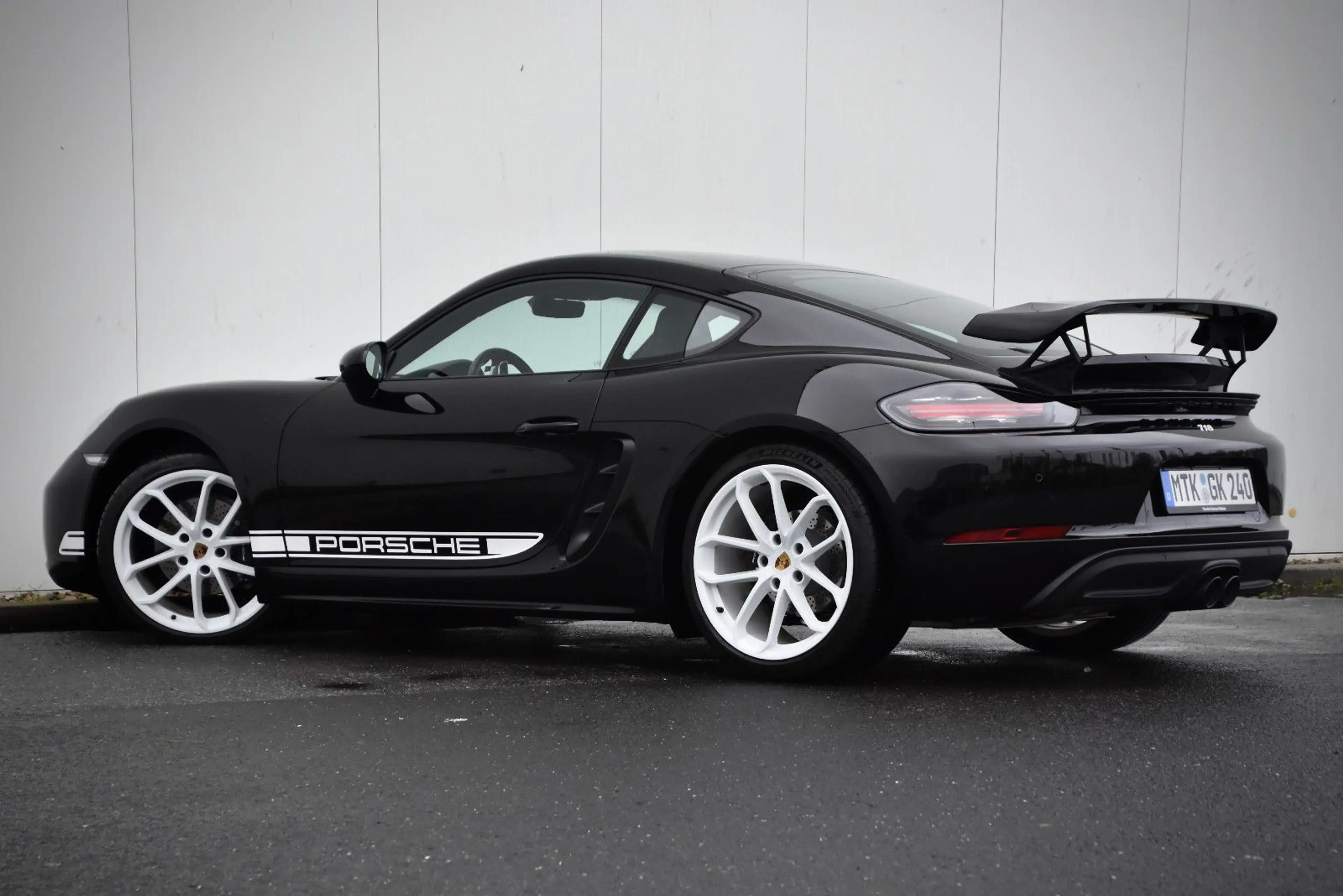 Porsche Cayman 718 Style Edition GT4 Carbon TechArt — photo 7