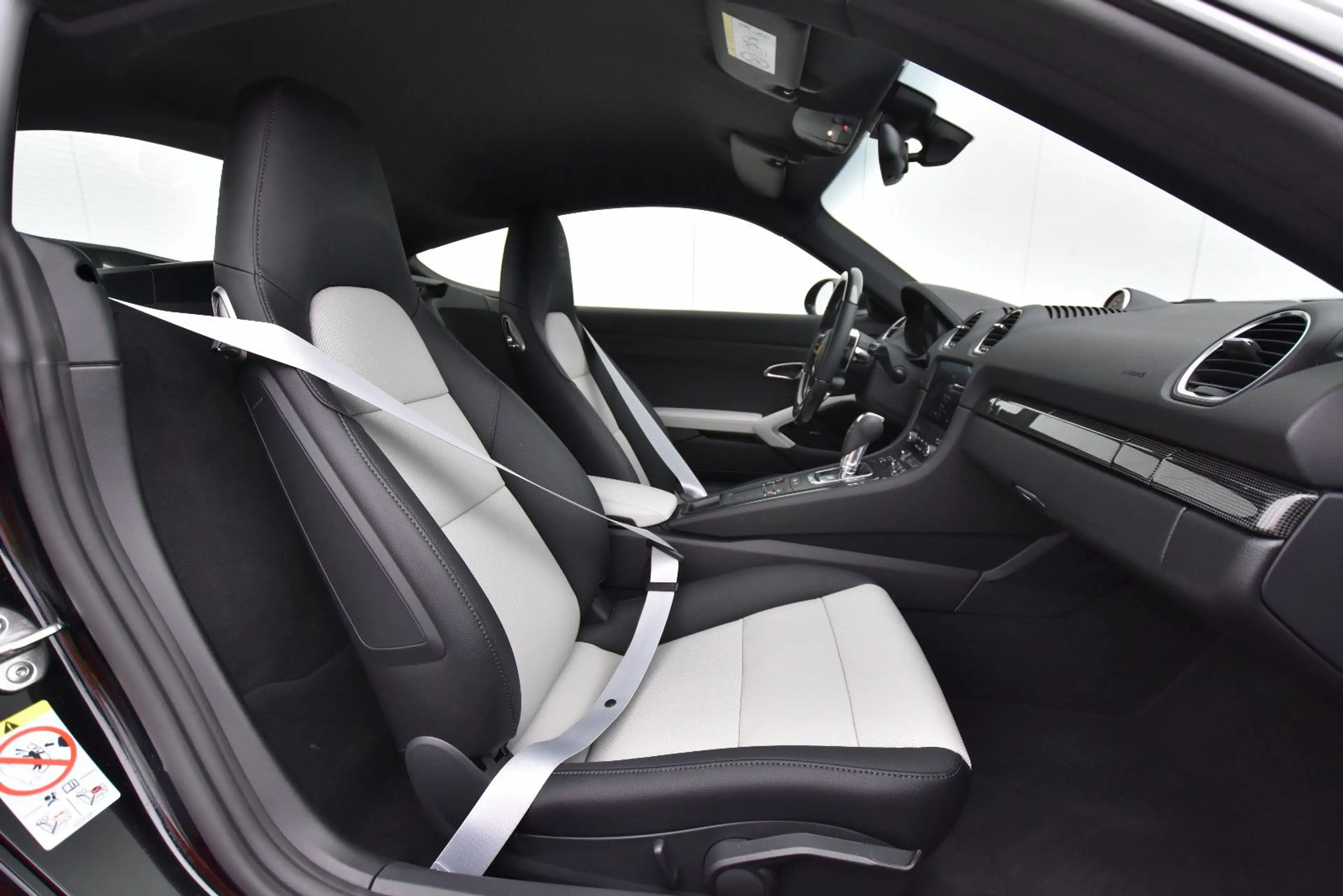 Porsche Cayman 718 Style Edition GT4 Carbon TechArt — photo 11