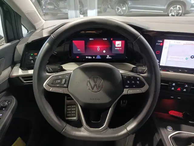 Volkswagen Golf view 10