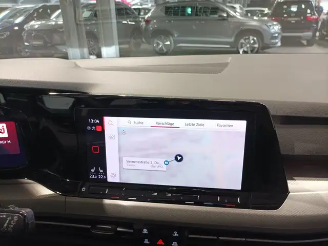 Volkswagen Golf view 11