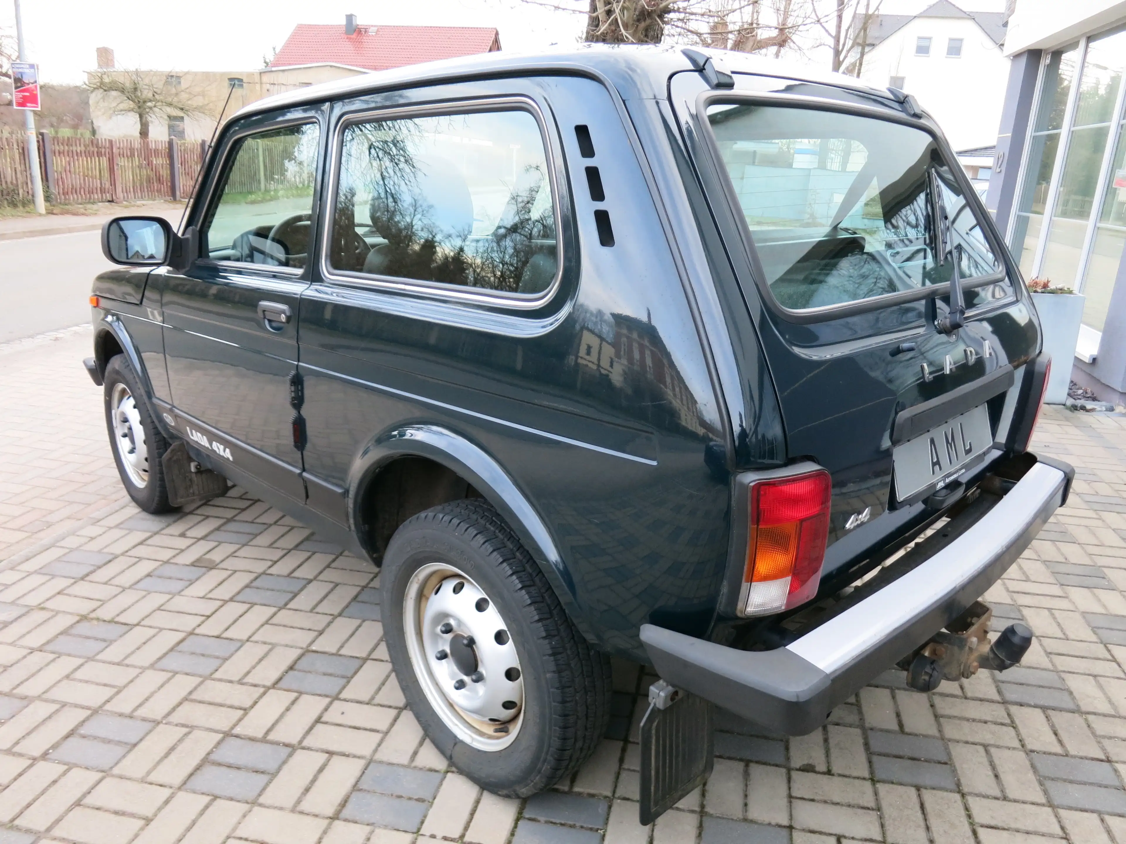 Lada Taiga Basis 4x4 1,9T Anhängelast 1.HAND TÜV+AU NEU — photo 7