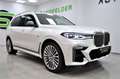 BMW X7 M50 d / 7 SITZER / FOND TV / GESTIK White - thumbnail 1