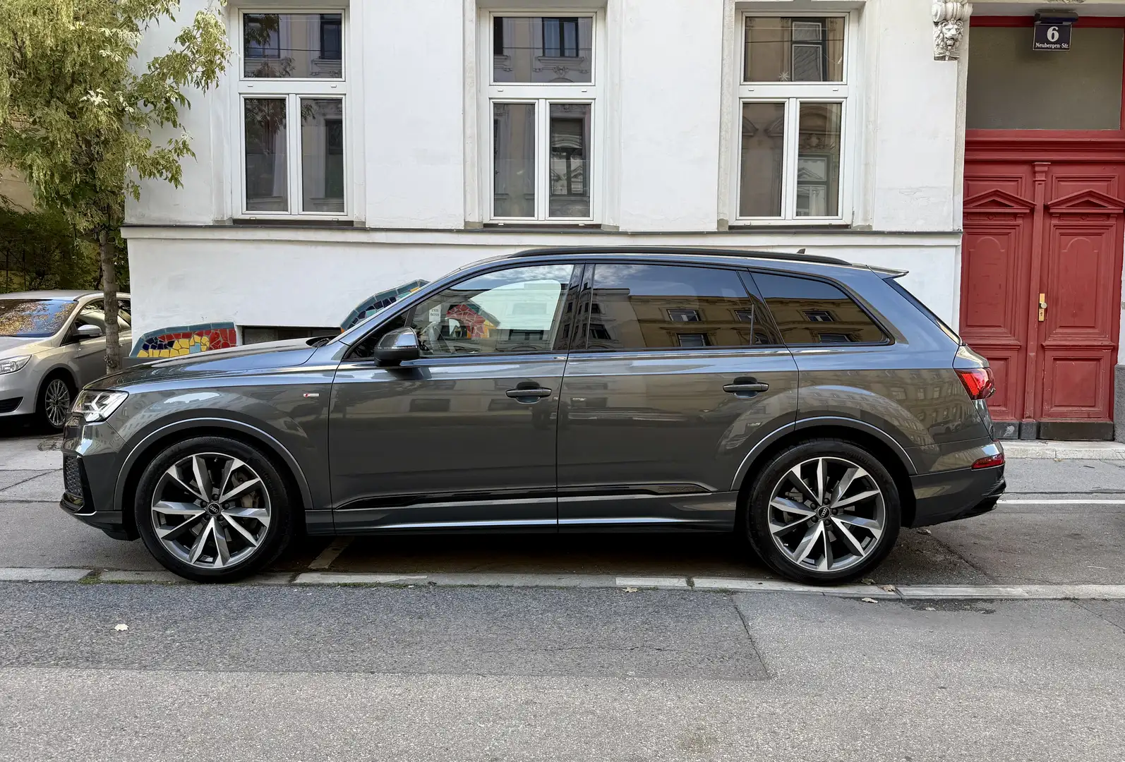 Audi Q7 50 TDI S-line quattro Tiptronic Grau - 1