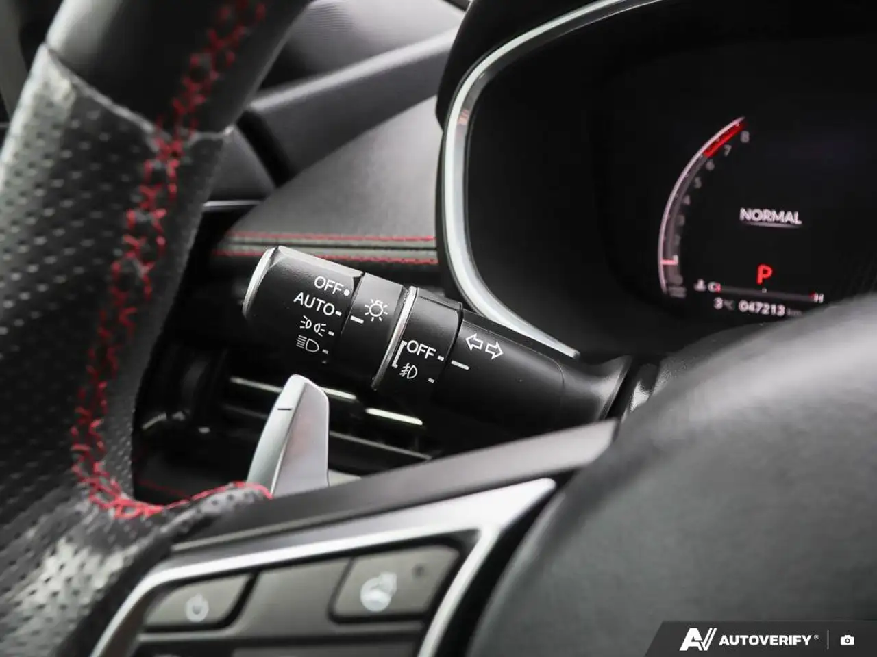Acura MDX снимка Acura MDX