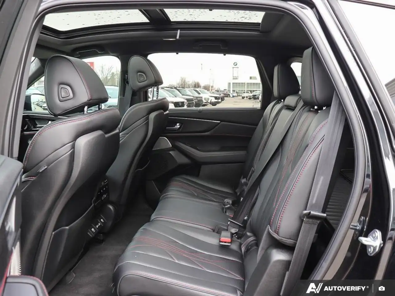 Acura MDX снимка Acura MDX
