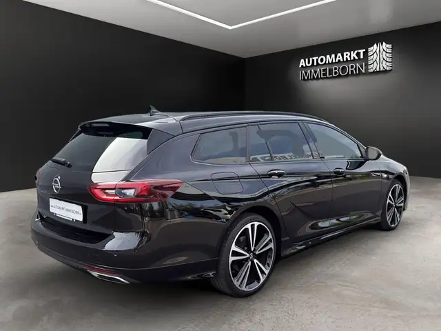 Opel Insignia view 8
