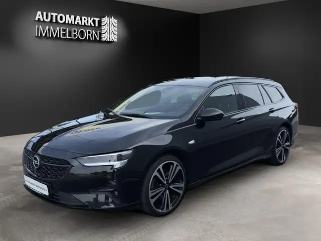 Opel Insignia view 4