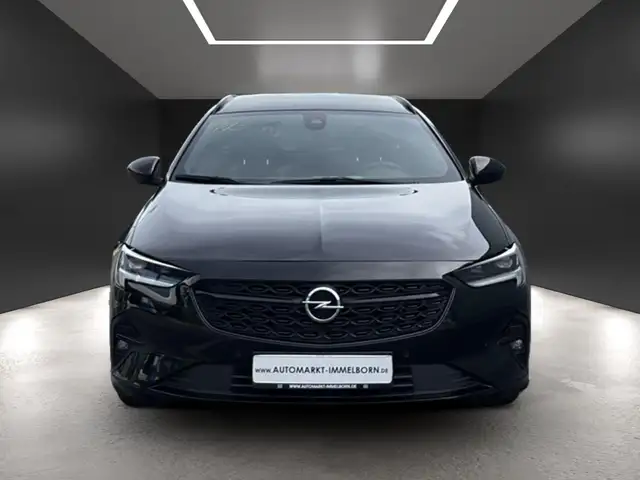 Opel Insignia view 9