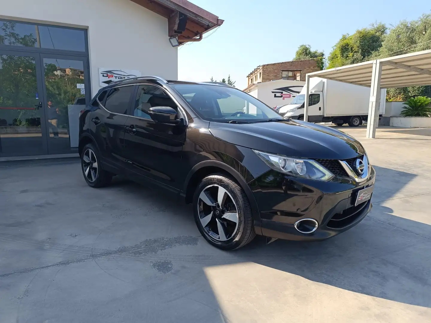 Nissan Qashqai Qashqai 1.5 dci Tekna 110cv E6 Noir - 1