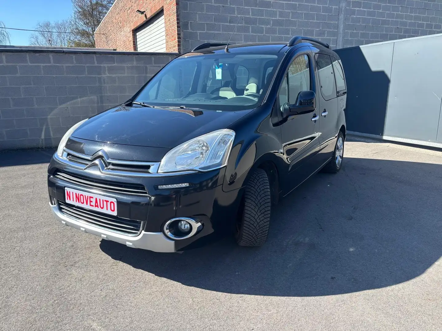 Citroen Berlingo 1.6i Seduction*Multipace AIRCO 12 MAANDEN GARANTIE Noir - 2