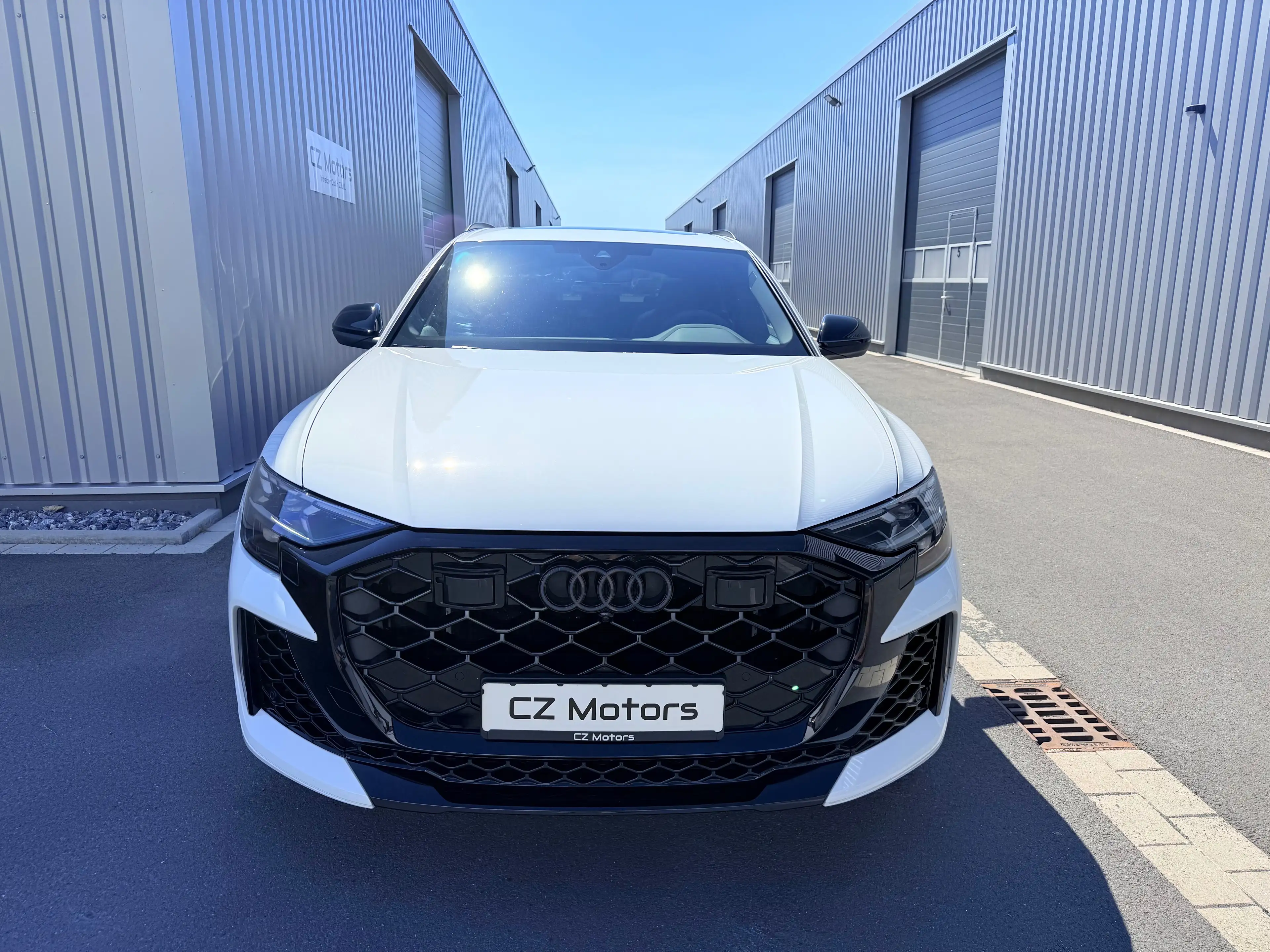 Audi RS Q8 RSQ8 performance Pano Massage HD-Laser 305km/h eAHK 1. Hand Scheckheft unfalfrei — photo 5