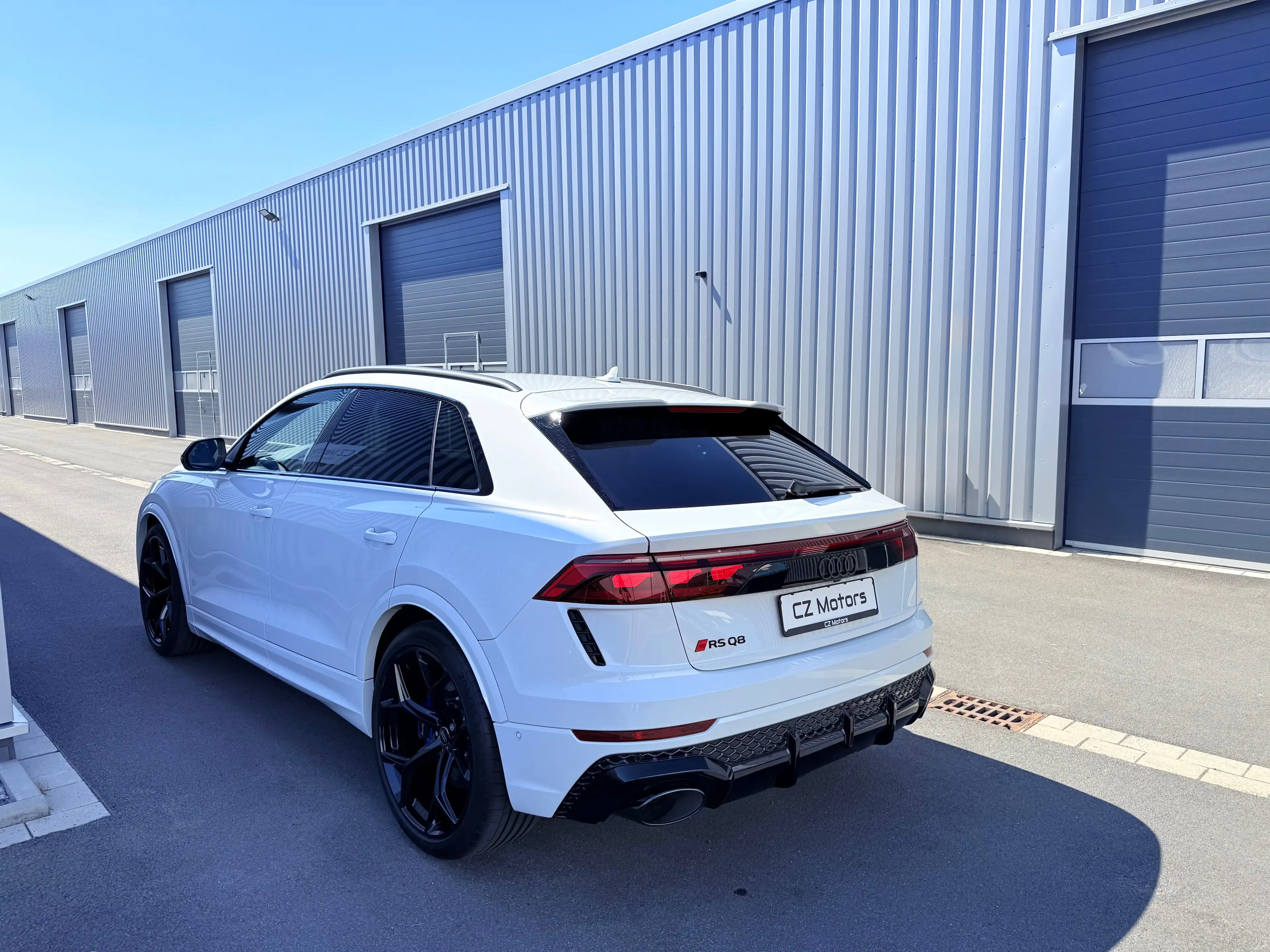 Audi RS Q8 RSQ8 performance Pano Massage HD-Laser 305km/h eAHK 1. Hand Scheckheft unfalfrei — photo 4