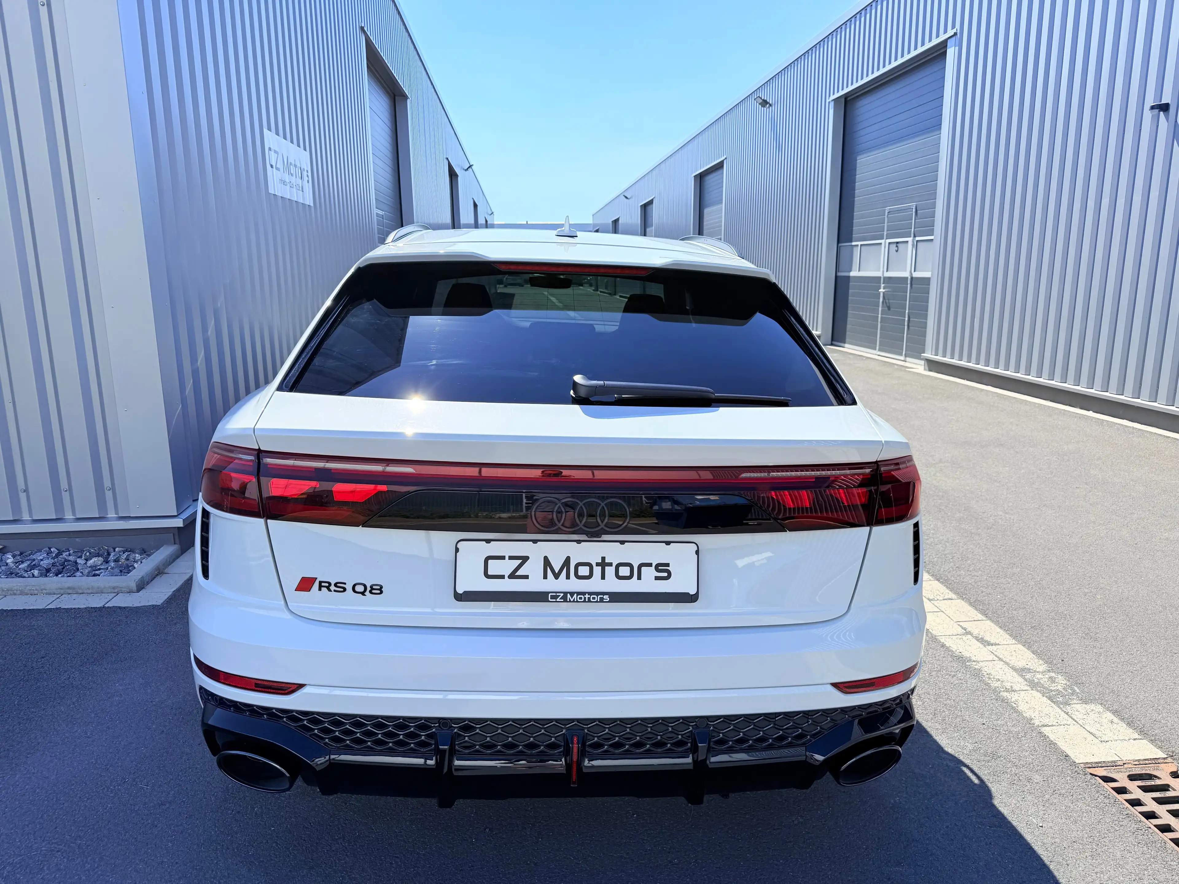 Audi RS Q8 RSQ8 performance Pano Massage HD-Laser 305km/h eAHK 1. Hand Scheckheft unfalfrei — photo 6