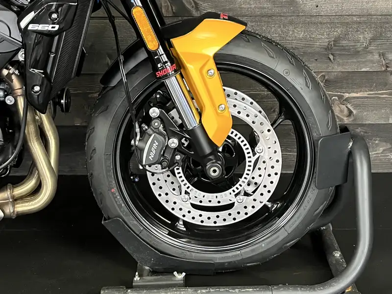 Triumph Trident 660 - foto 6