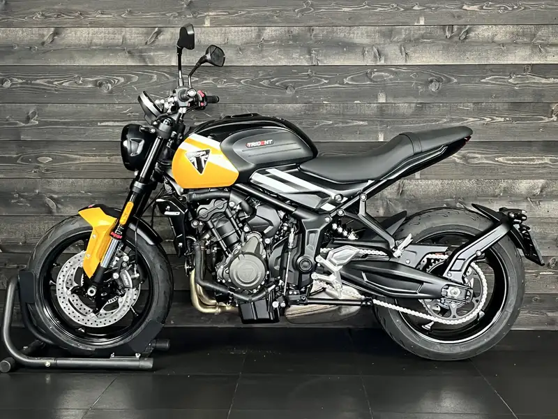 Triumph Trident 660 - foto 8