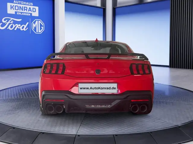 Ford Mustang view 6