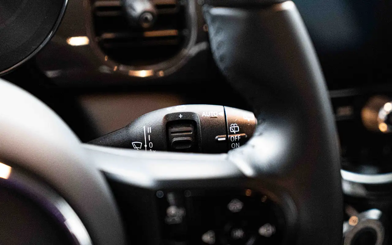 MINI One Mini One Essential Incl. LED - Carplay - Navi 24