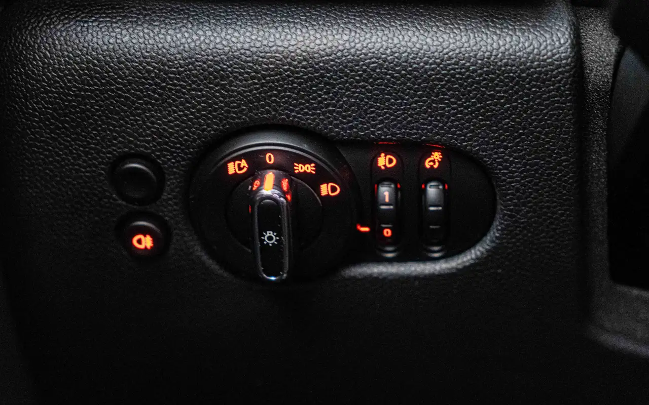 MINI One Mini One Essential Incl. LED - Carplay - Navi 22