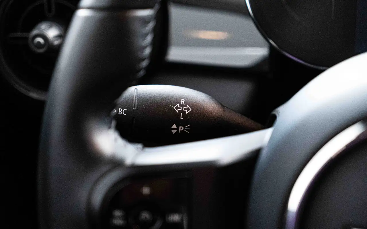 MINI One Mini One Essential Incl. LED - Carplay - Navi 23