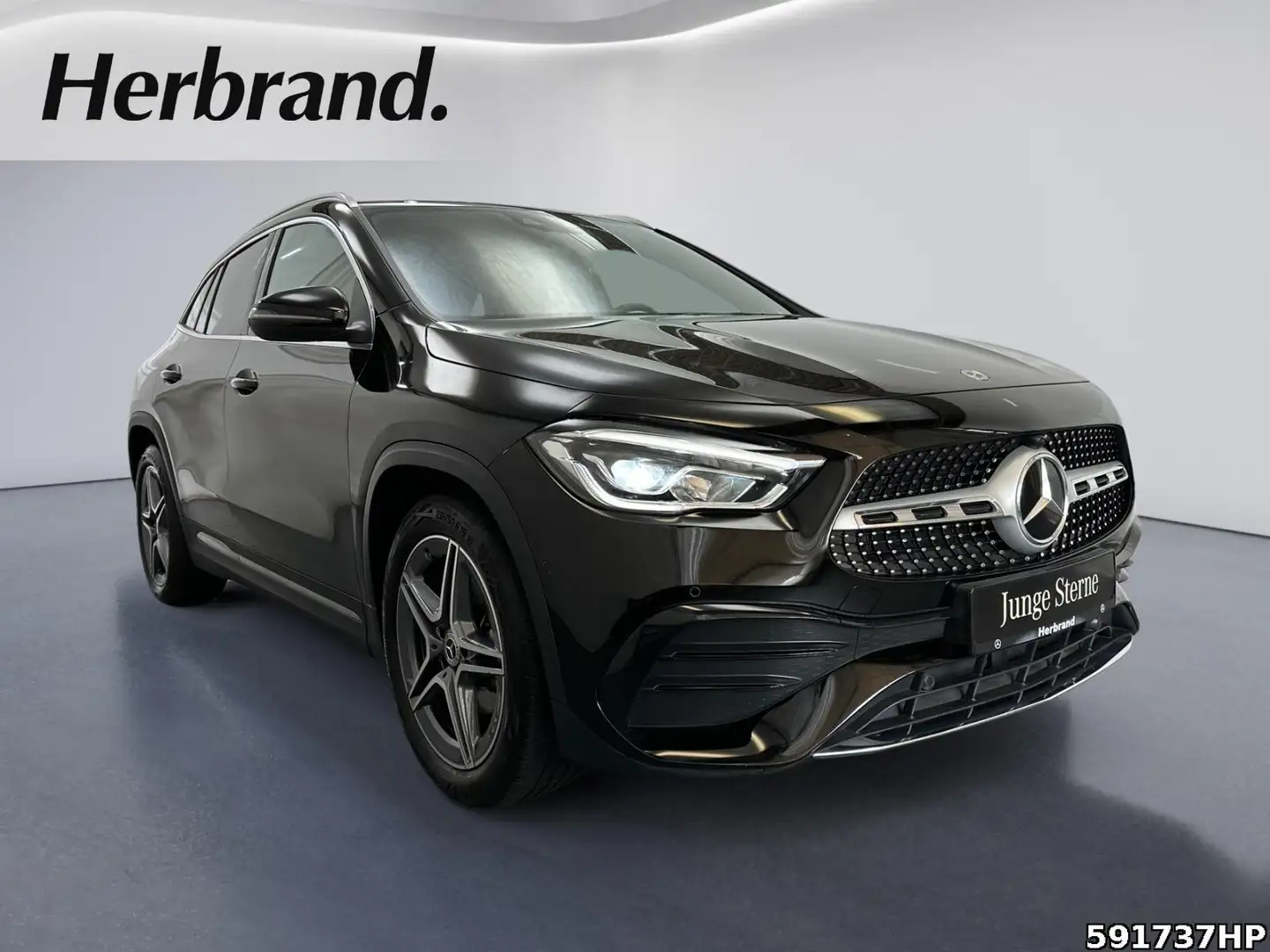 Mercedes-Benz GLA 200 d AMG-Line *LED AHK Apple CarPlay Kamera Schwarz - 2