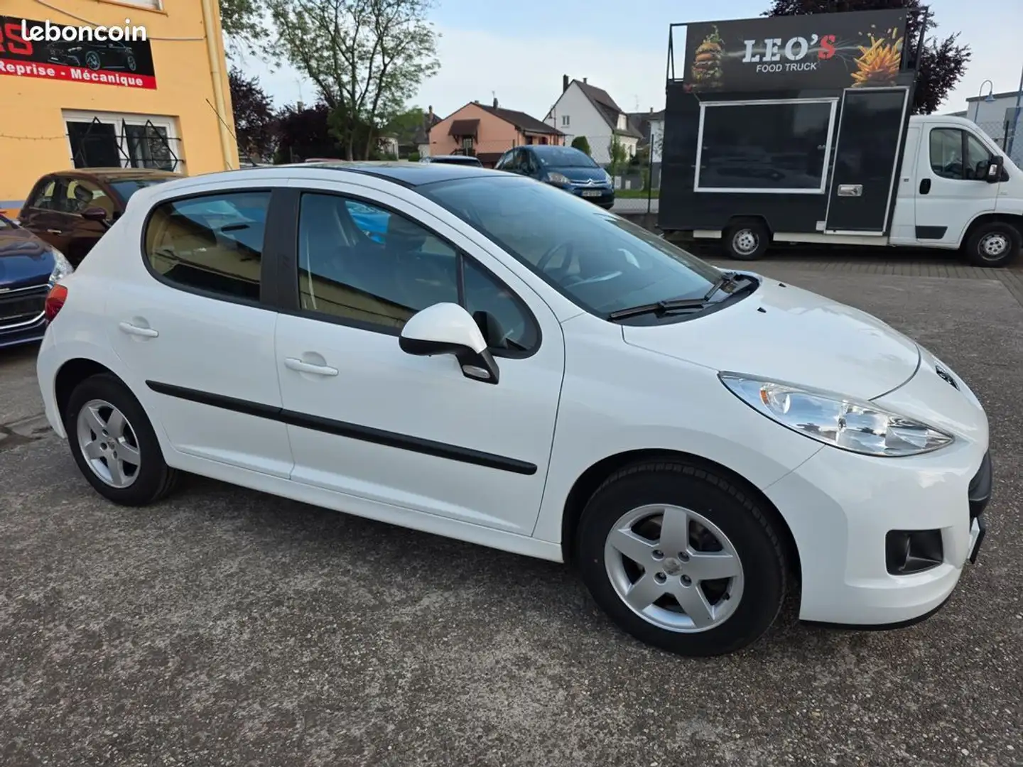 Peugeot 207 1.4l 95ch Urban Move - 1