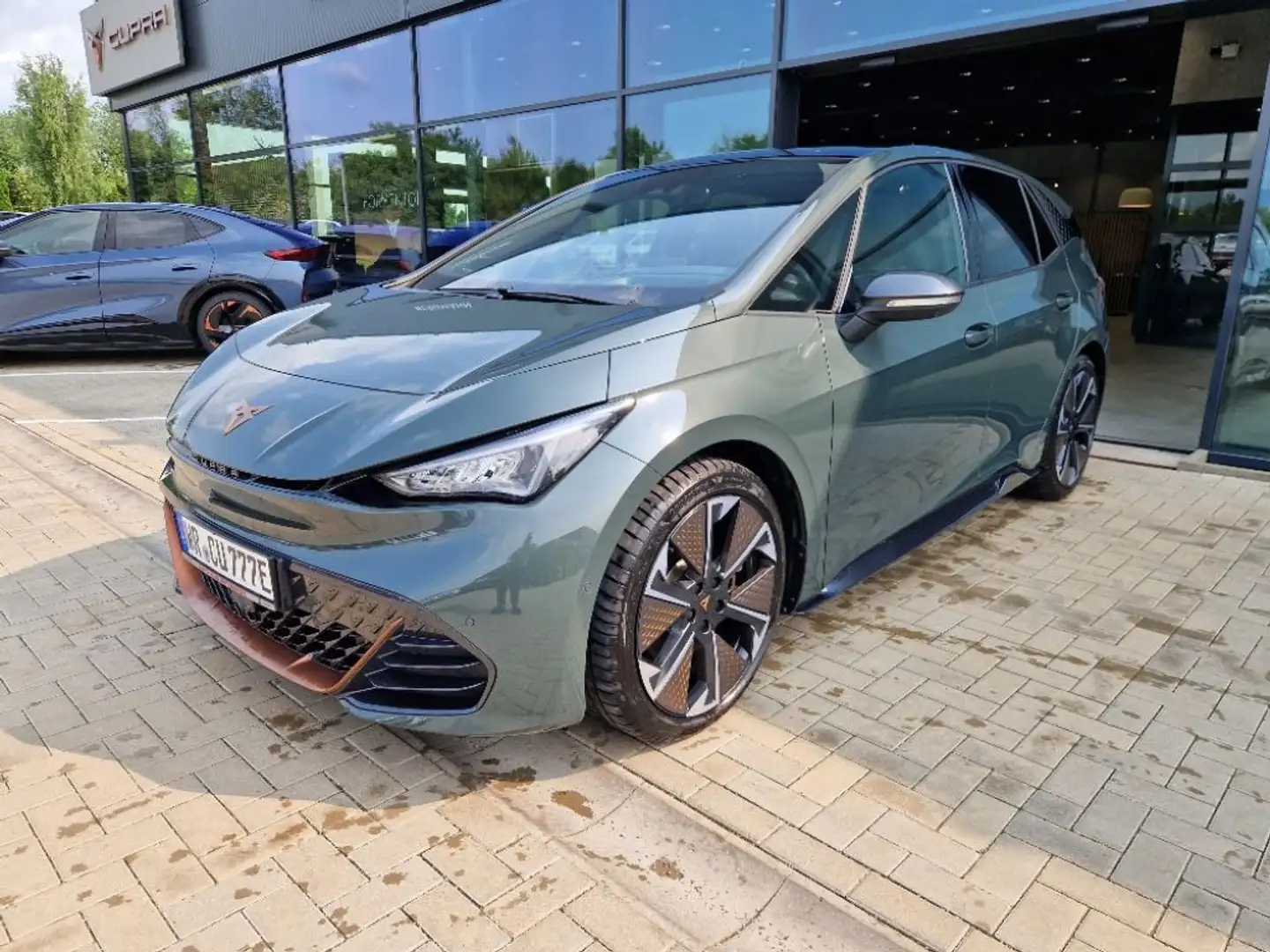 CUPRA Born VZ 240kW/79kWh - 1