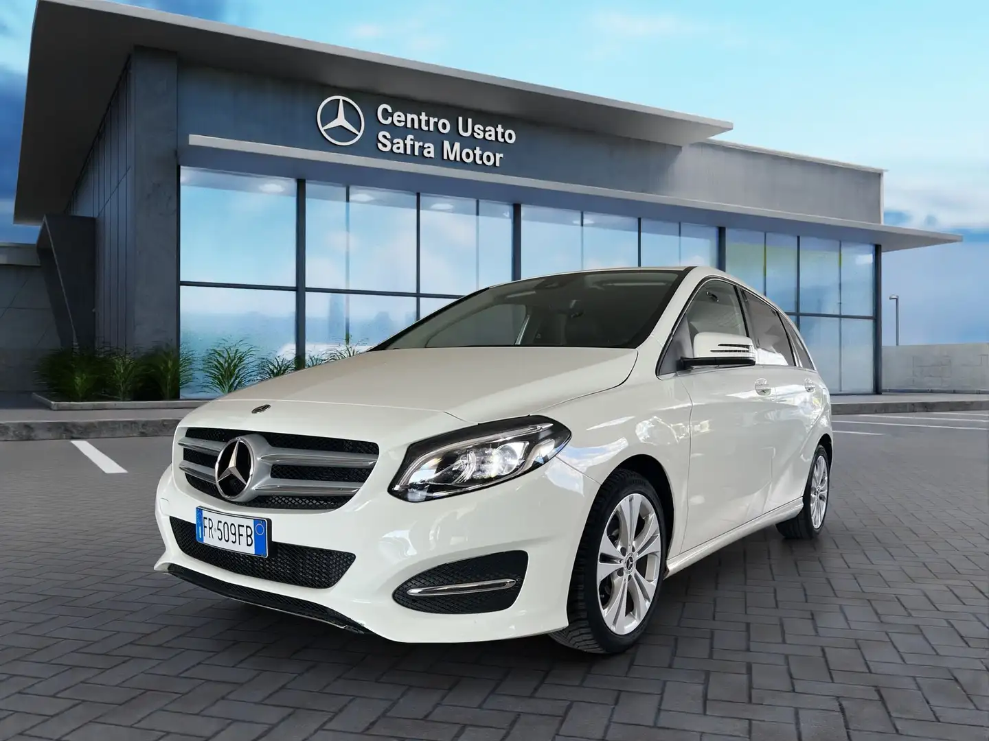 Mercedes-Benz B 180 B 180 d Sport Next Edition Bianco - 1