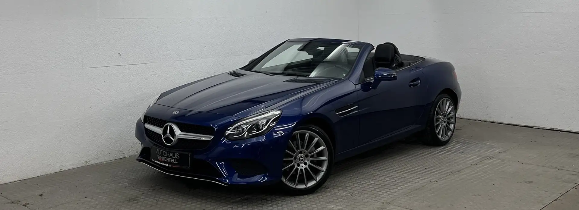 Mercedes-Benz SLC 180 AMG 18Z+PANO+LED-ILS+AIRSCARF+NAVI+PDC+ Azul - 1