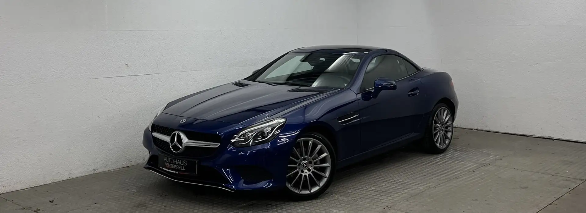 Mercedes-Benz SLC 180 AMG 18Z+PANO+LED-ILS+AIRSCARF+NAVI+PDC+ Blau - 2