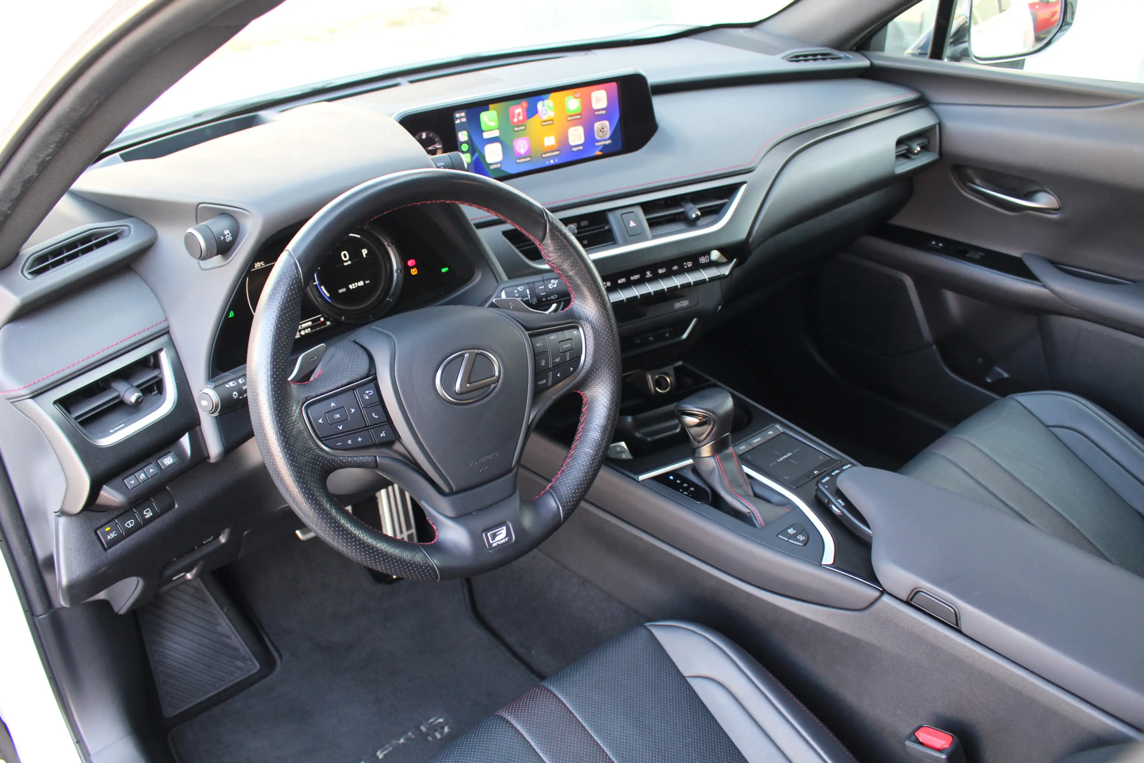 Lexus UX 250h Hybride AWD F-Sport Premium I Wit Metallic I Mark — photo 7