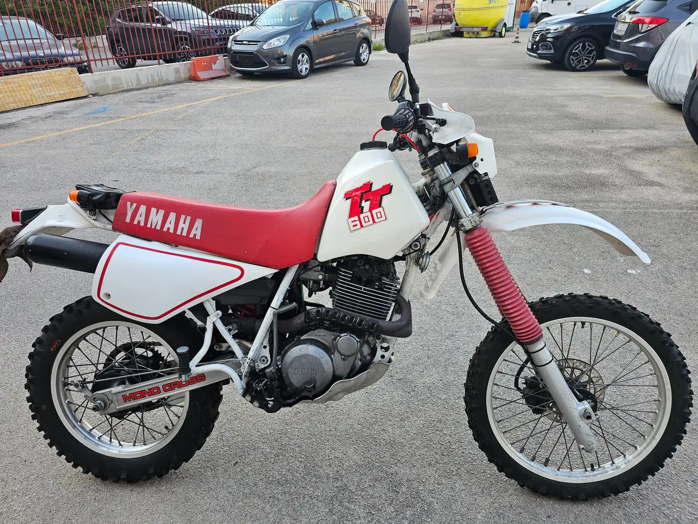 Yamaha TT 600 Blanc - 2