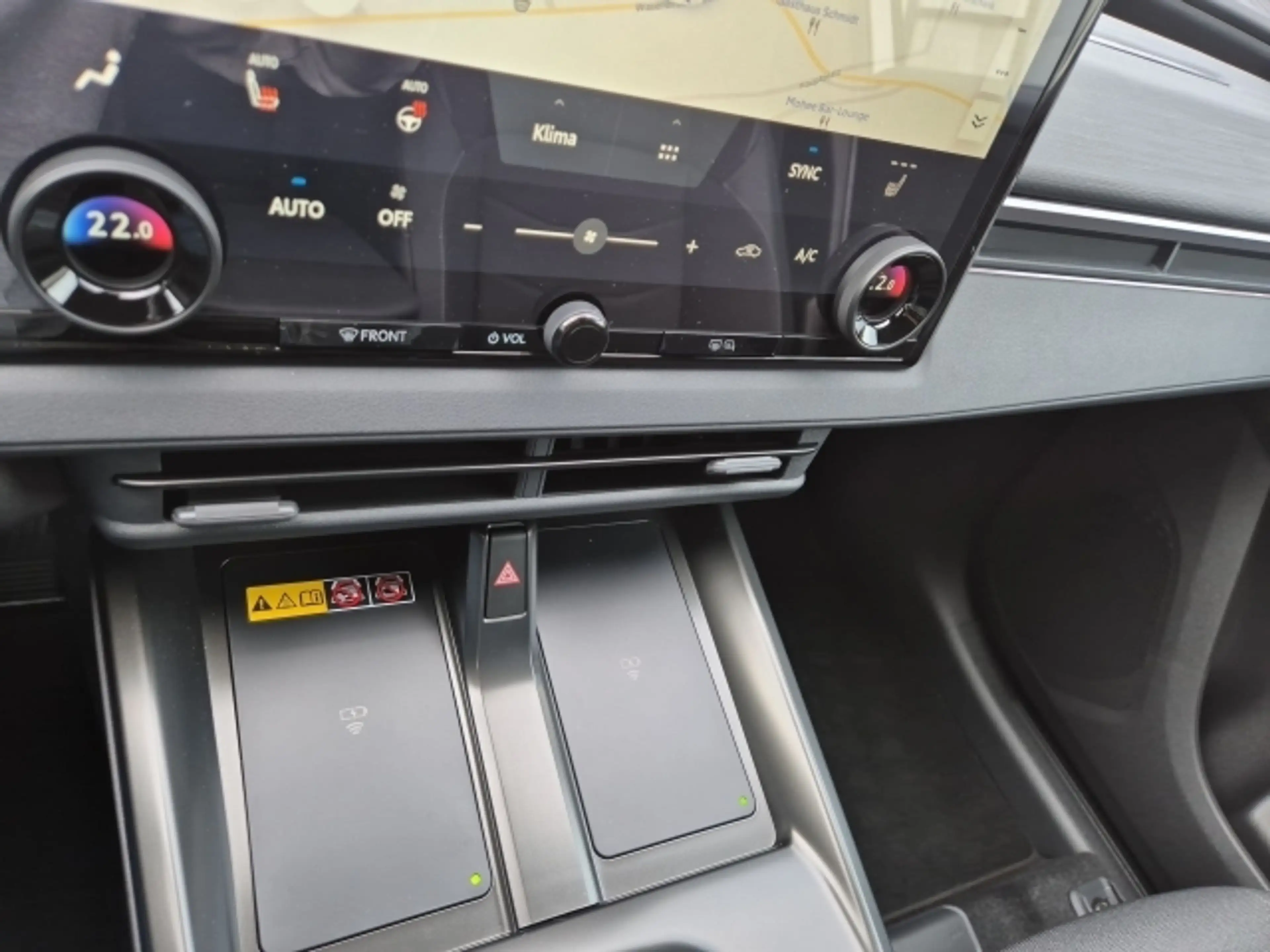 Toyota C-HR+ C-HR+ Teamplayer — photo 13