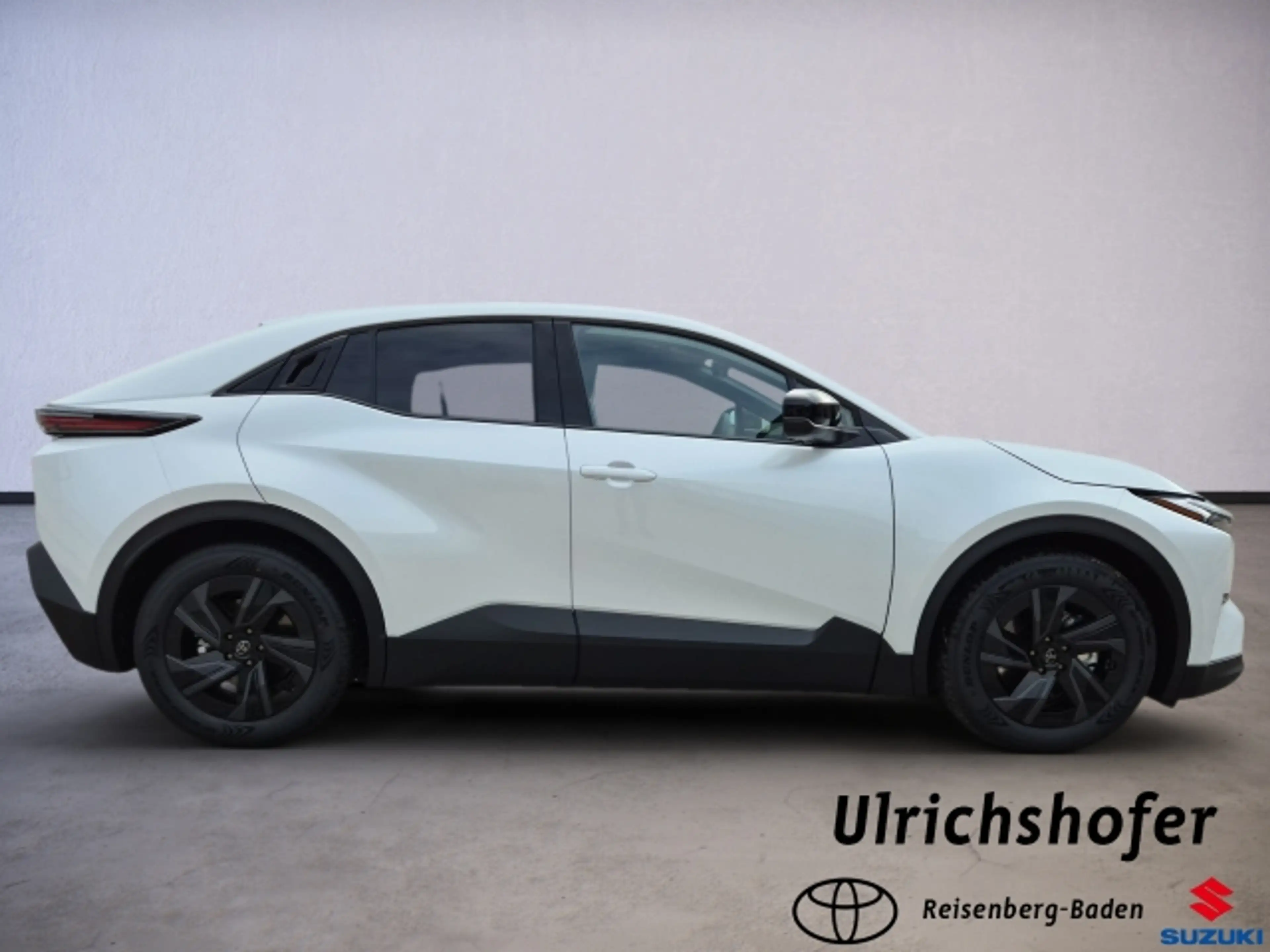 Toyota C-HR+ C-HR+ Teamplayer — photo 3
