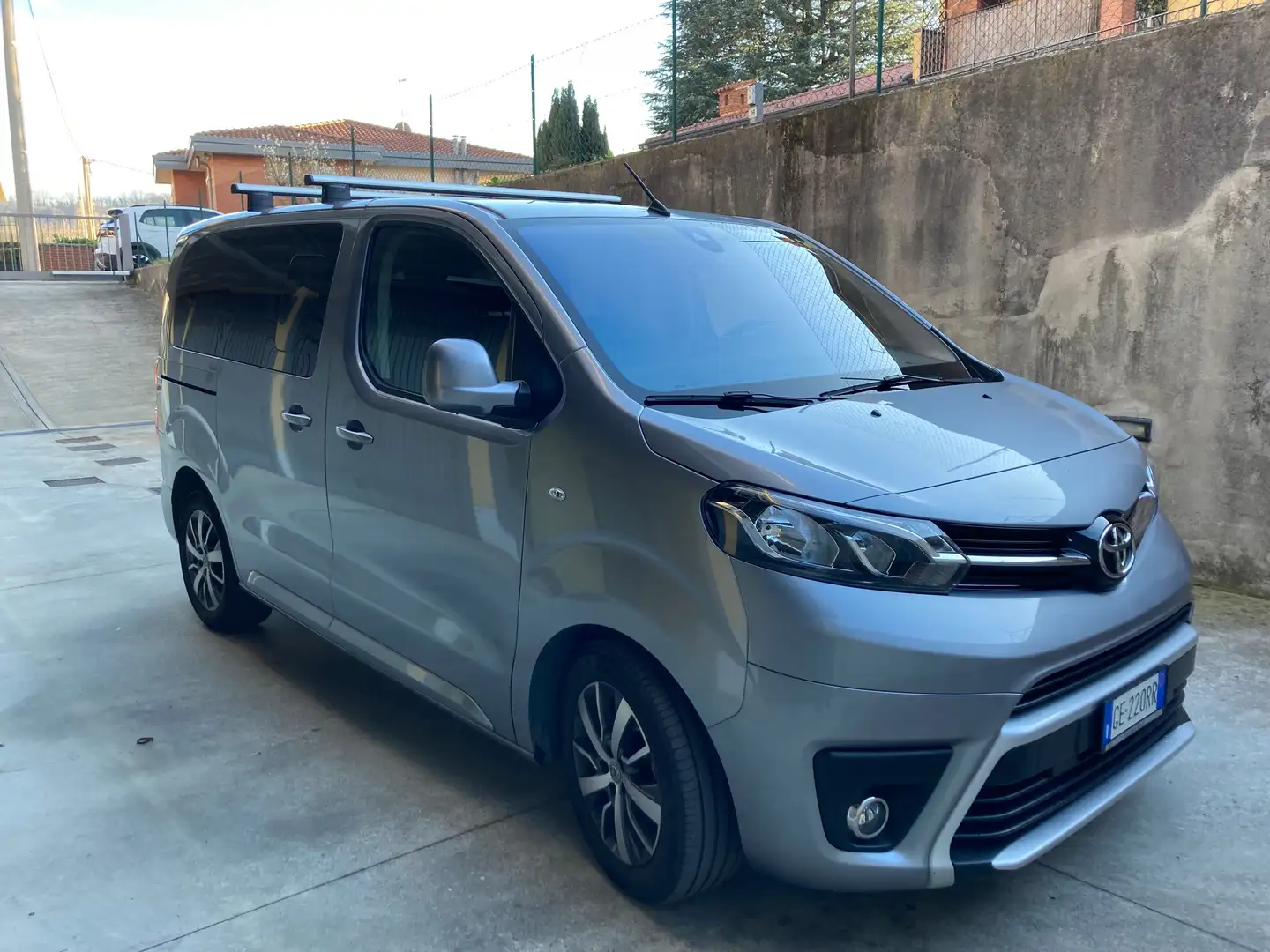 Toyota Proace 1.5 D executive Grigio - 2